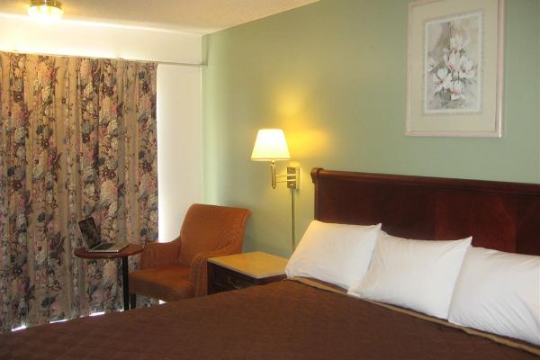 Travelodge Red Bluff